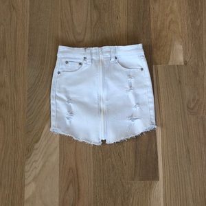 Pinc premium white zip up skirt
